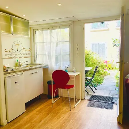 La Petite Maison Dans La Croix Rousse * Lyon