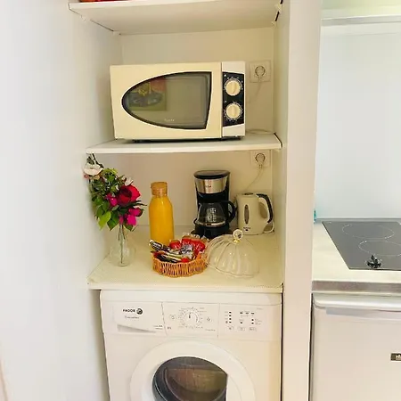 La Petite Maison Dans La Croix Rousse *
