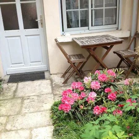 Holiday home La Petite Maison Dans La Croix Rousse Lyon