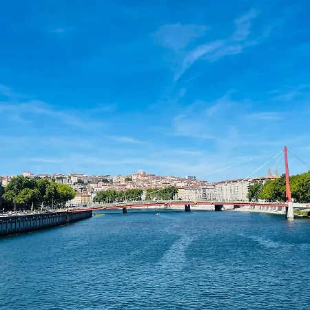 La Petite Maison Dans La Croix Rousse Dom wakacyjny *